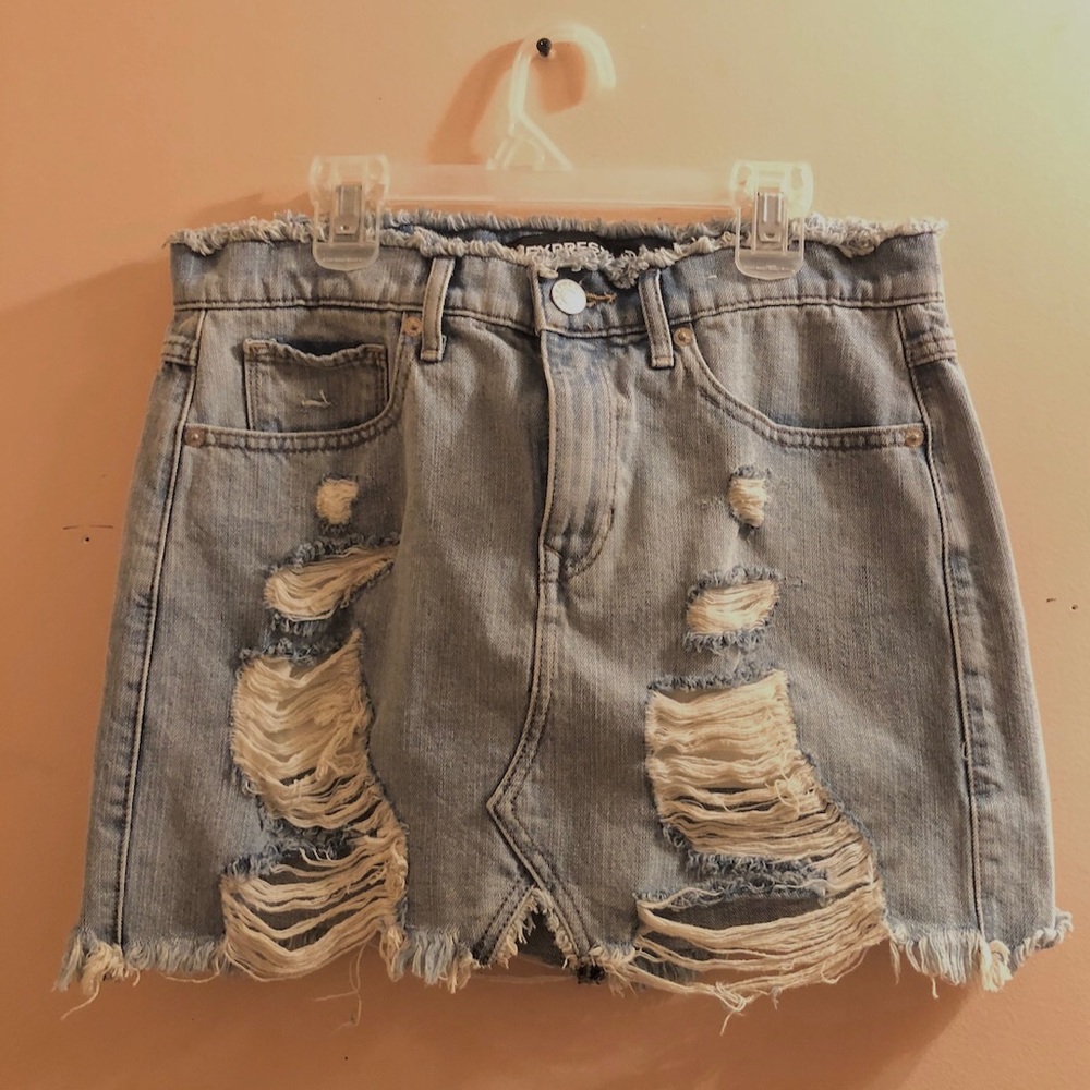 Ripped Denim skirt